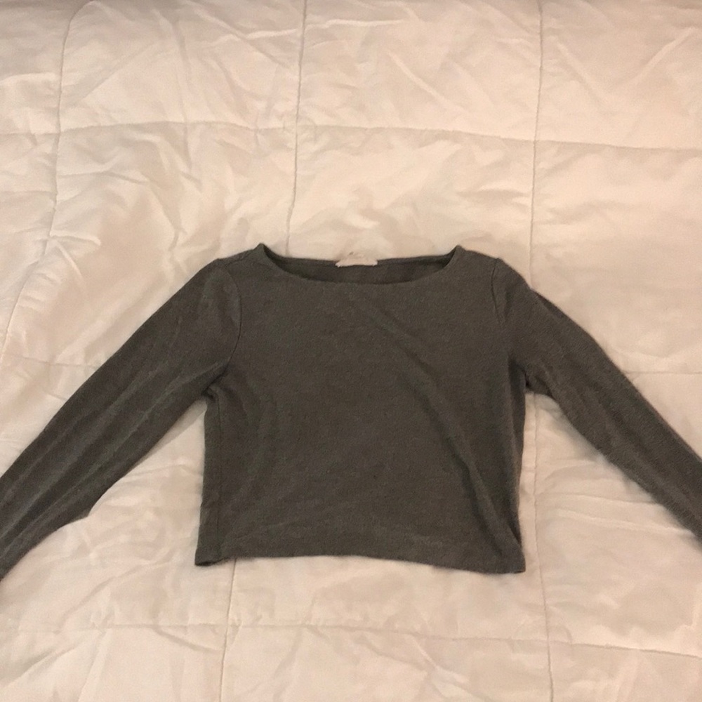 Gray crop top
